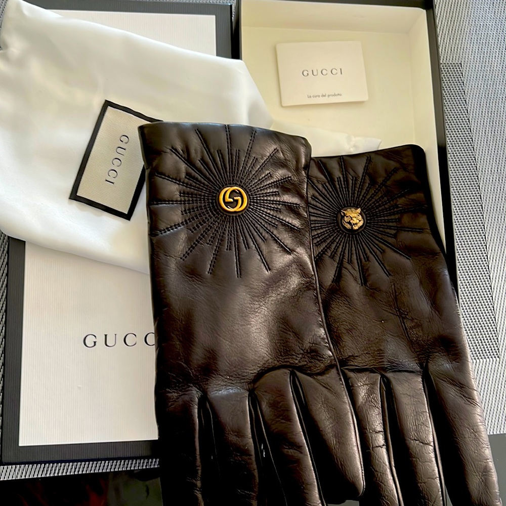 Mens black never worn before Authentic Gucci leather gloves